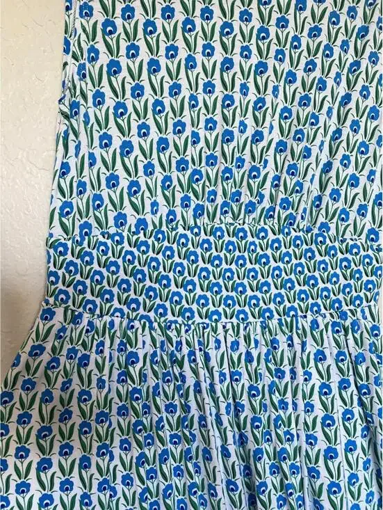 Boden THEA Floral Smocked MIDI SLEEVELESS Women 4 GREEN TAMBOURINE DAISIES - Picture 8 of 9